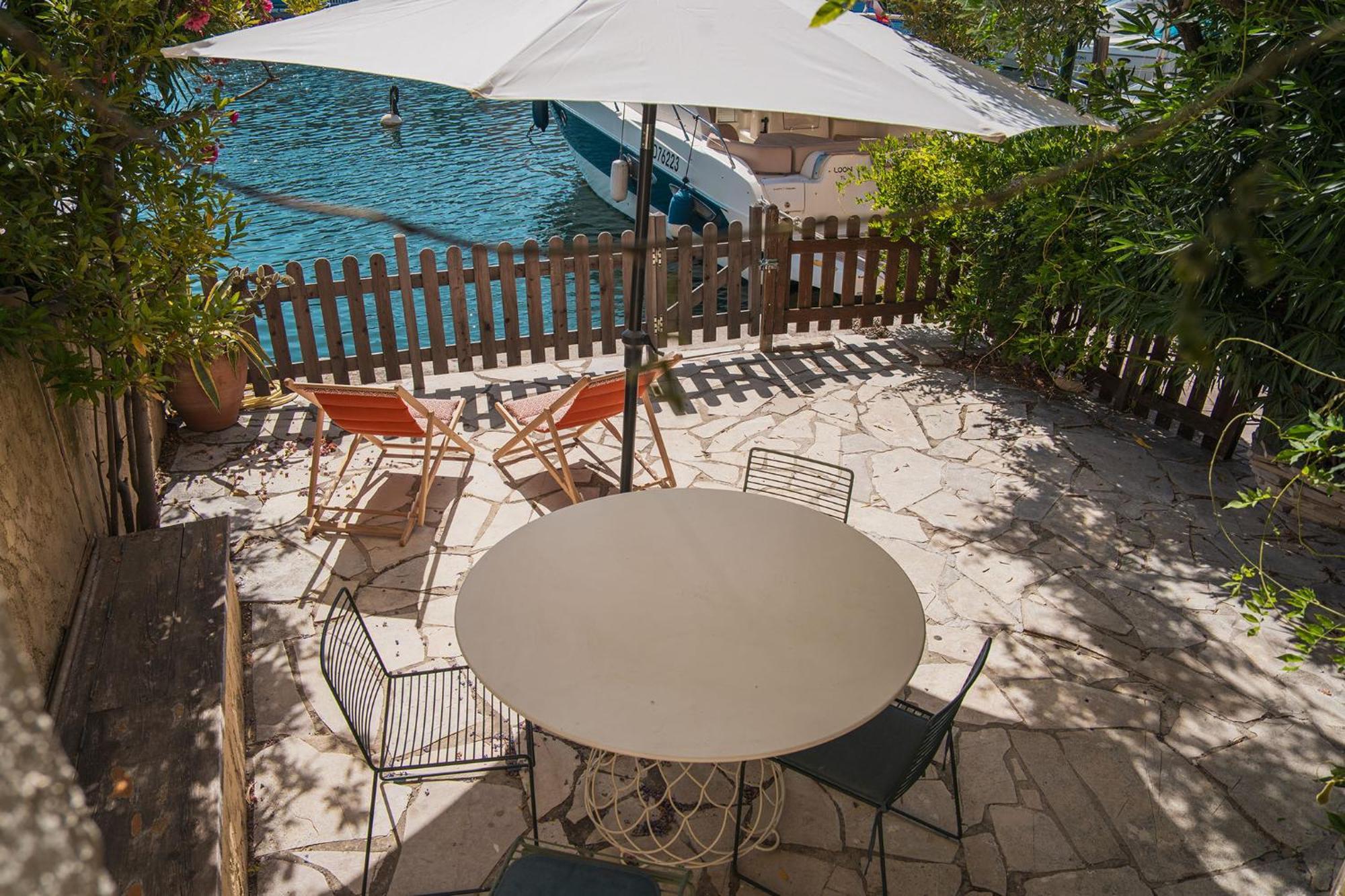 Appartement Amour Terrasse Sur L'Eau Grimaud Zewnętrze zdjęcie